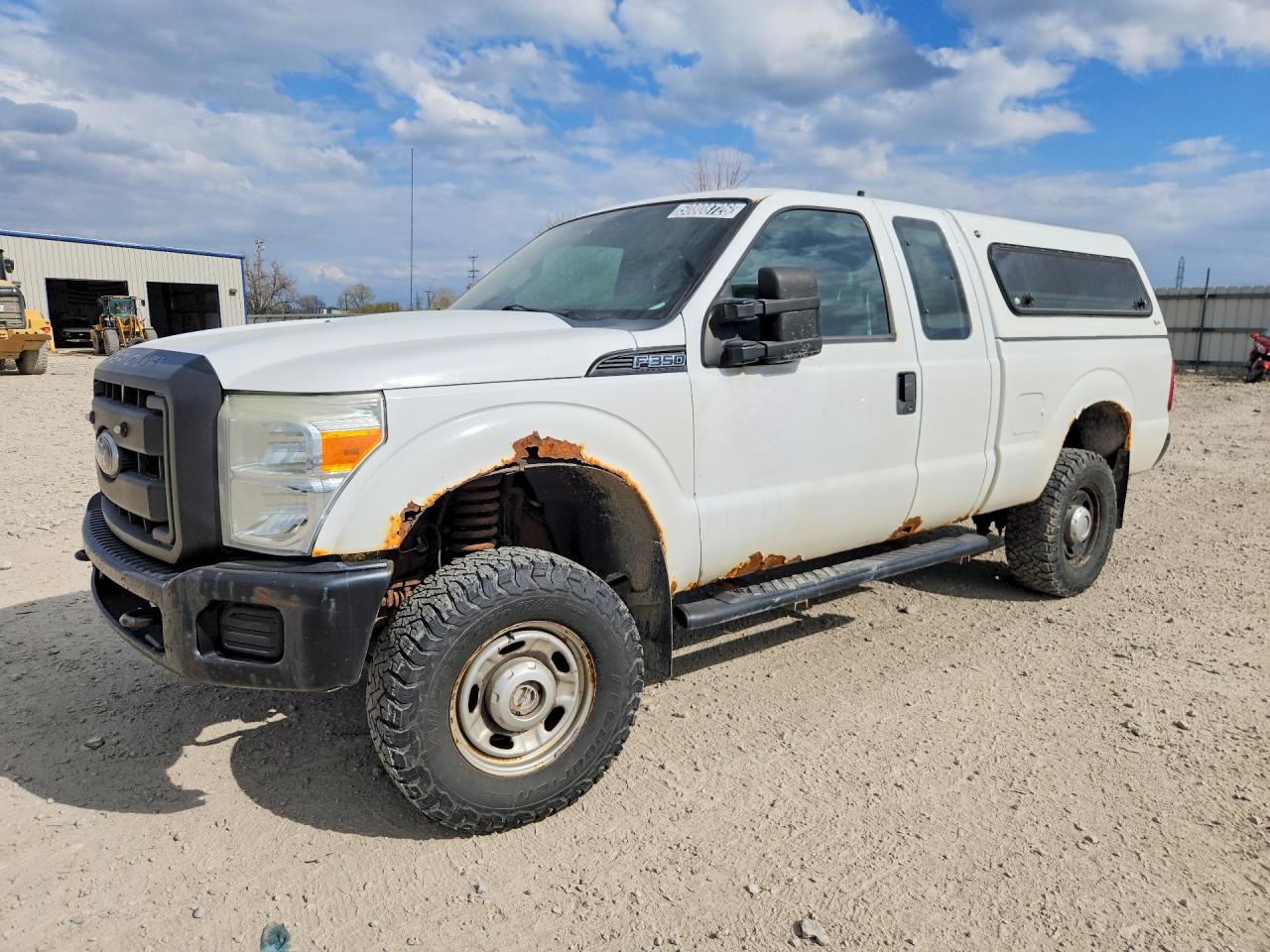 Salvage Ford F-350 Image