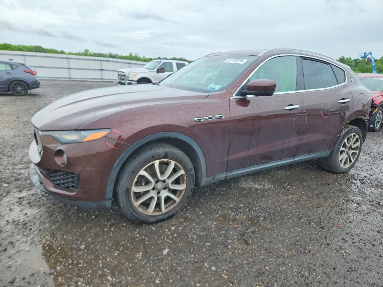 Salvage Maserati Levante Image