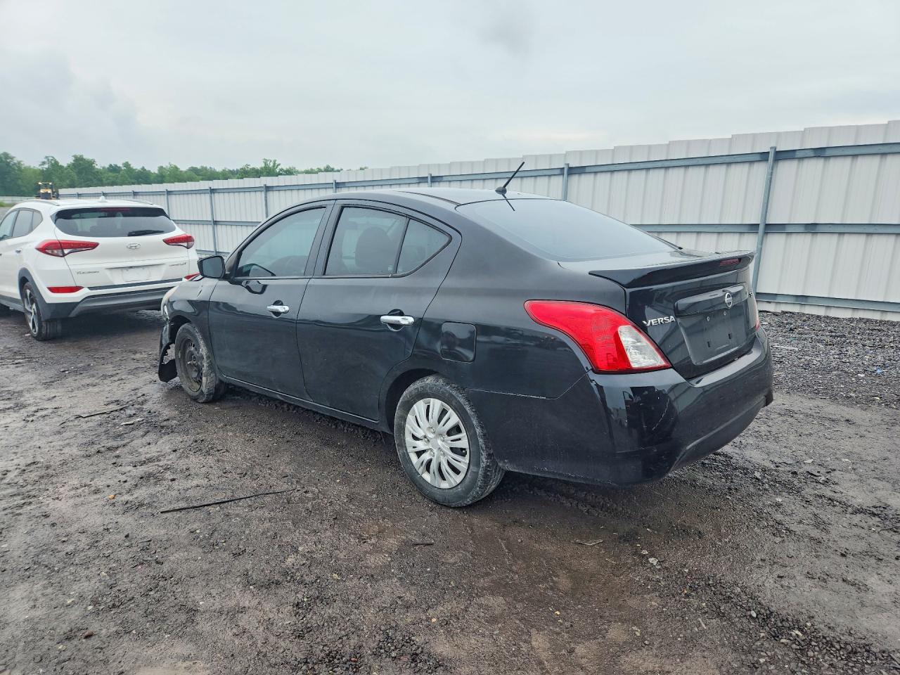Nissan Versa 1.6 Sv
