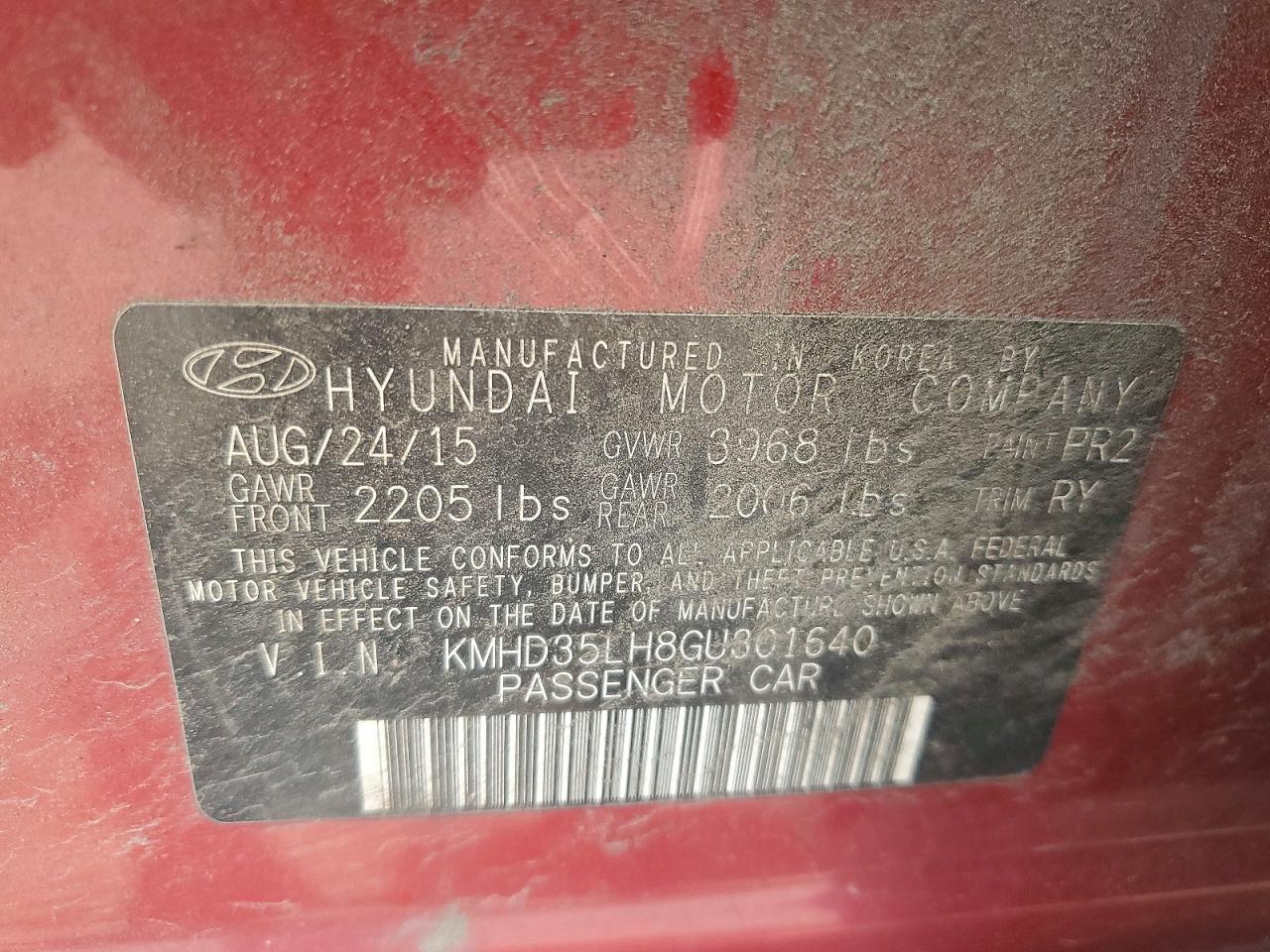 Hyundai ELANTRA Base