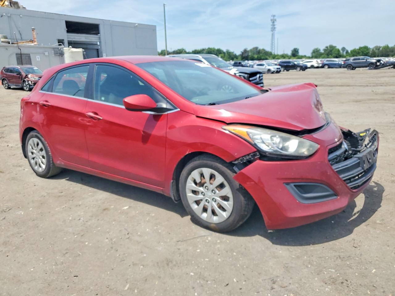 Hyundai ELANTRA Base