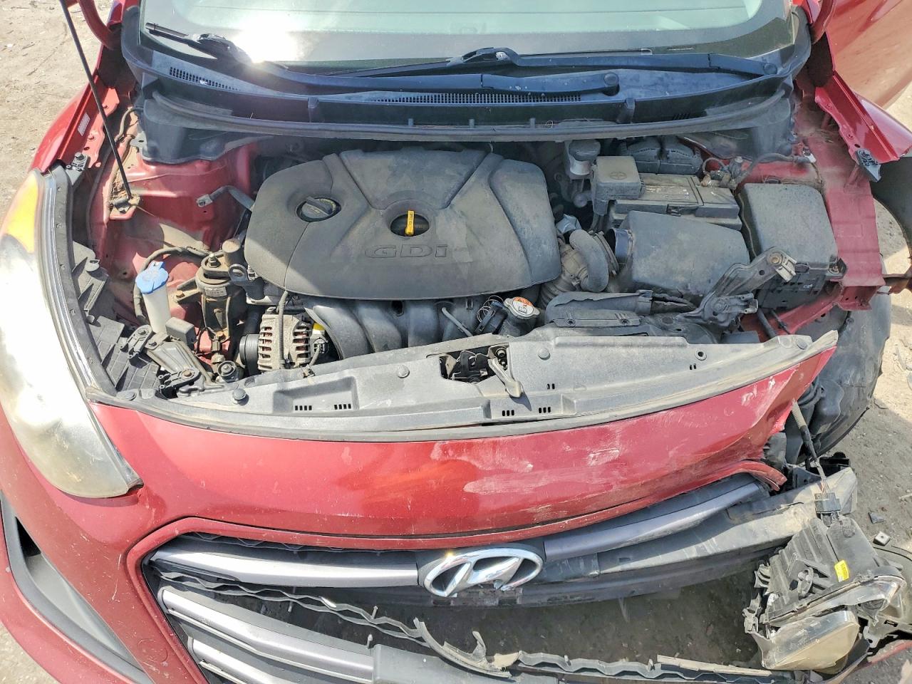 Hyundai ELANTRA Base