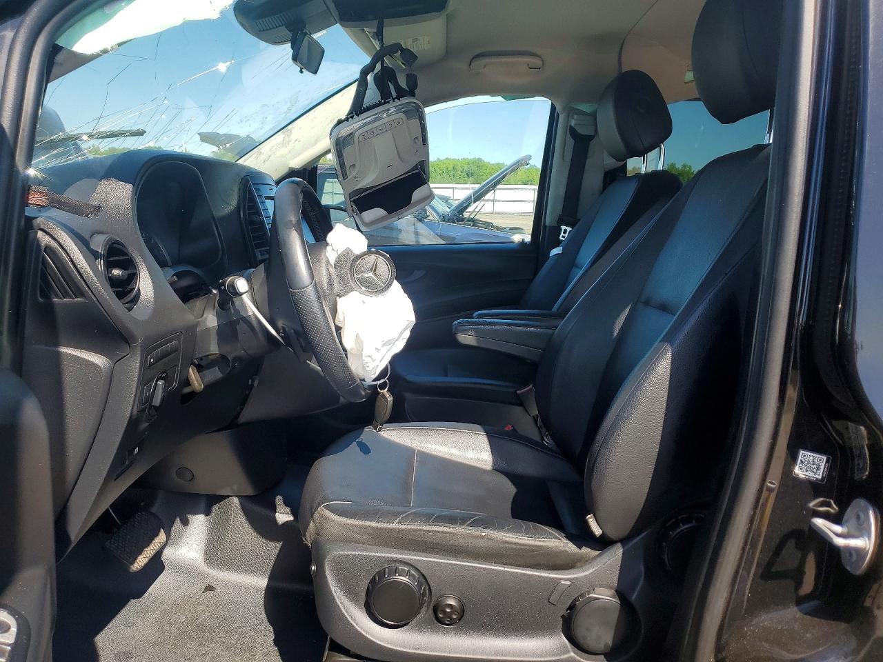 Mercedes-Benz Metris