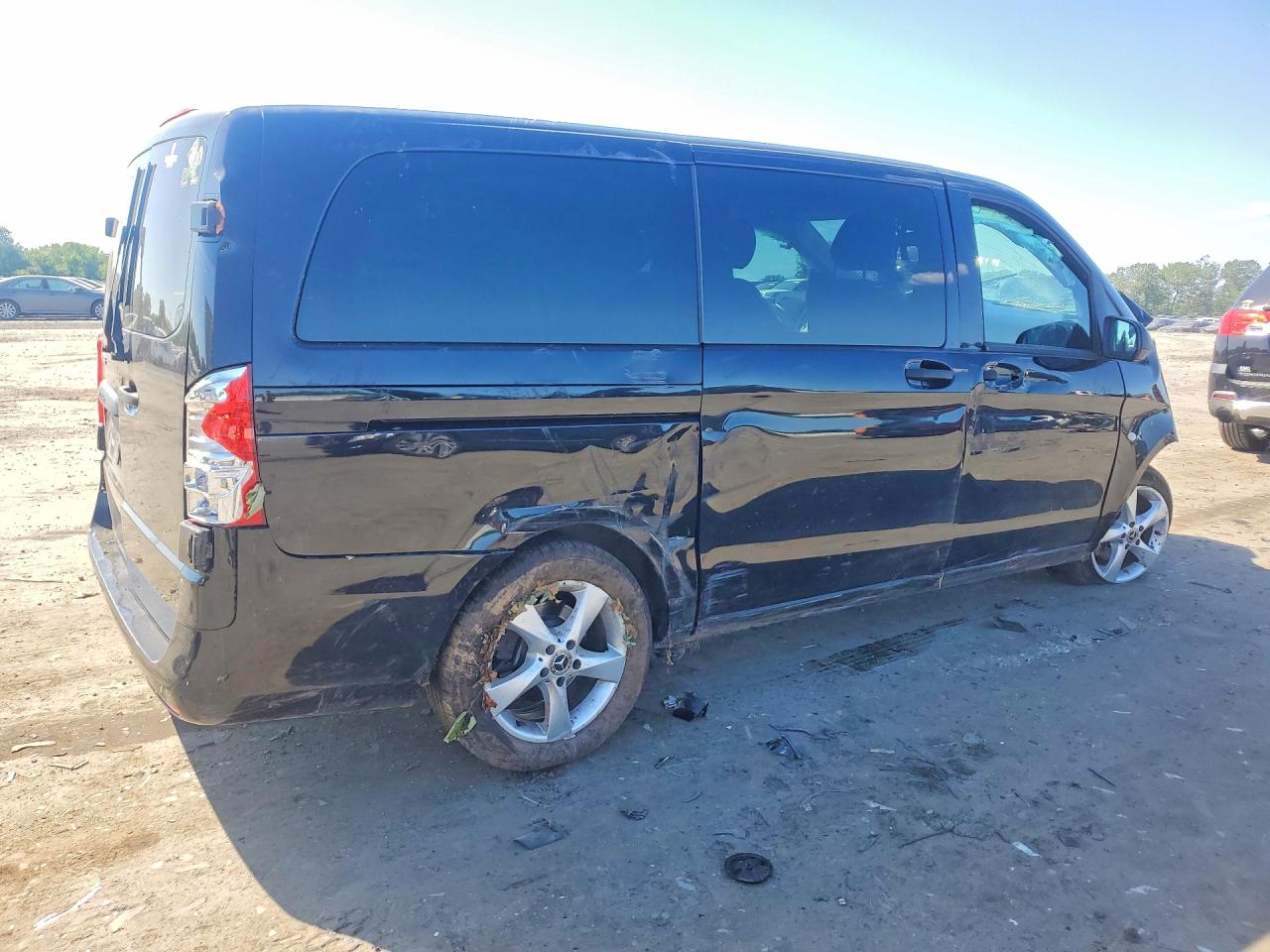 Mercedes-Benz Metris