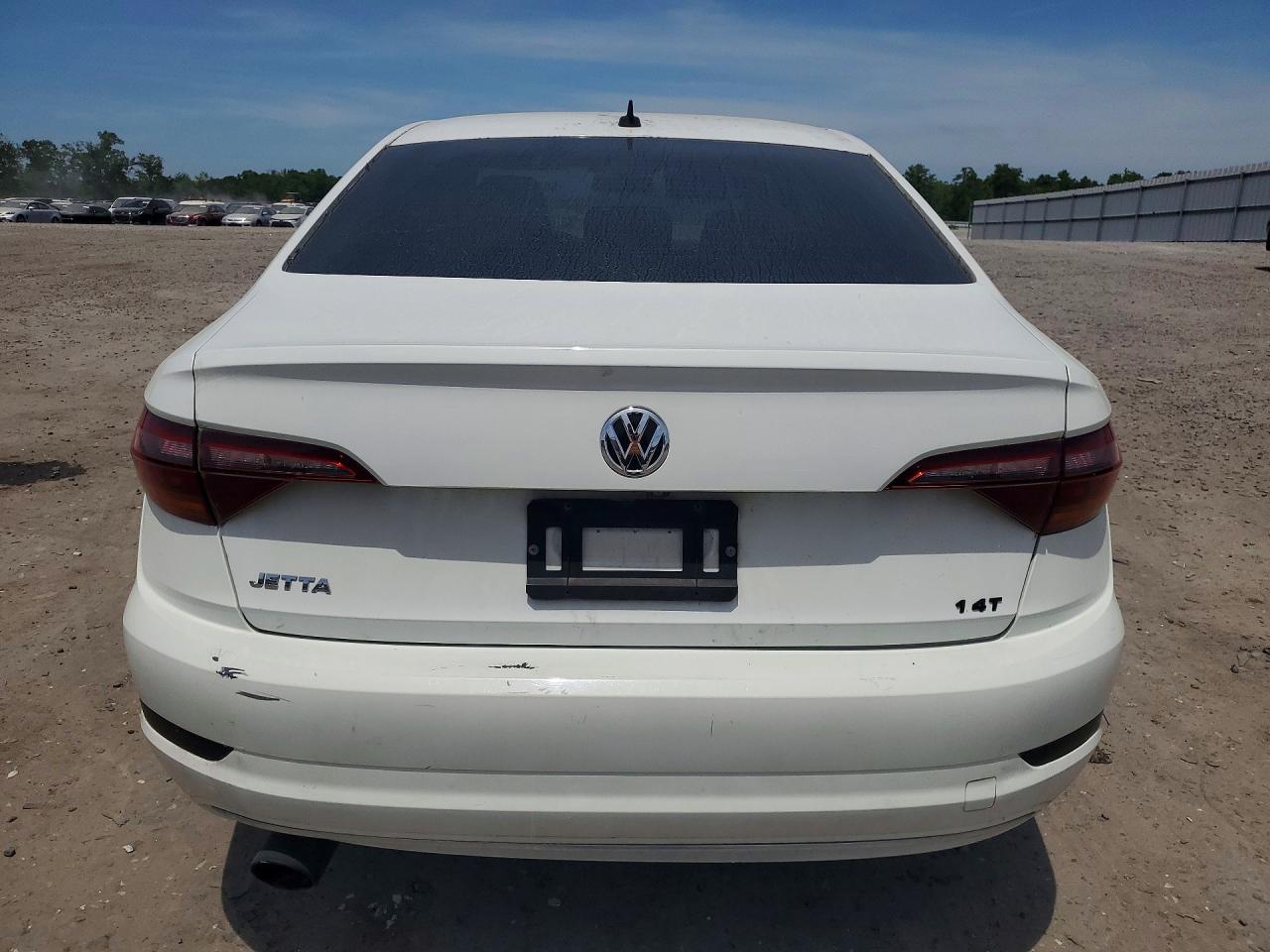 Volkswagen Jetta S