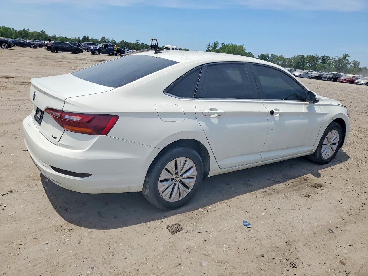 Volkswagen Jetta S