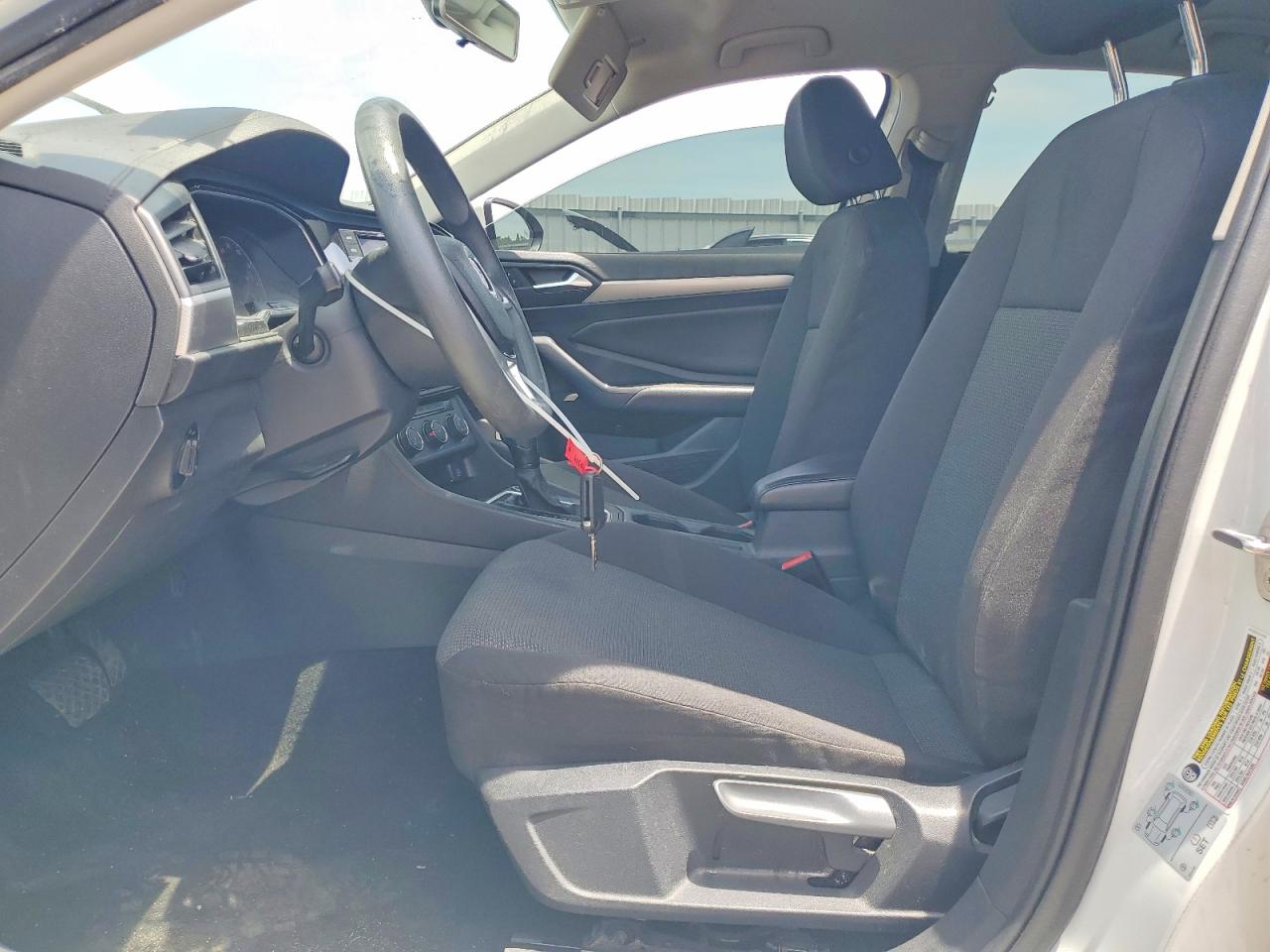 Volkswagen Jetta S