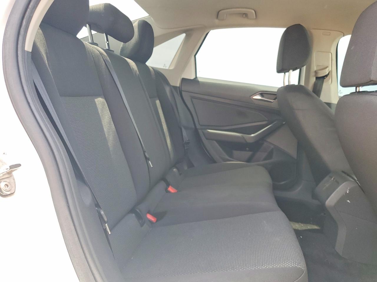 Volkswagen Jetta S