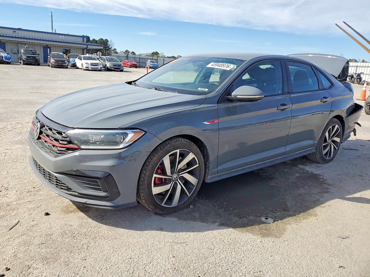 Salvage Volkswagen Jetta Image