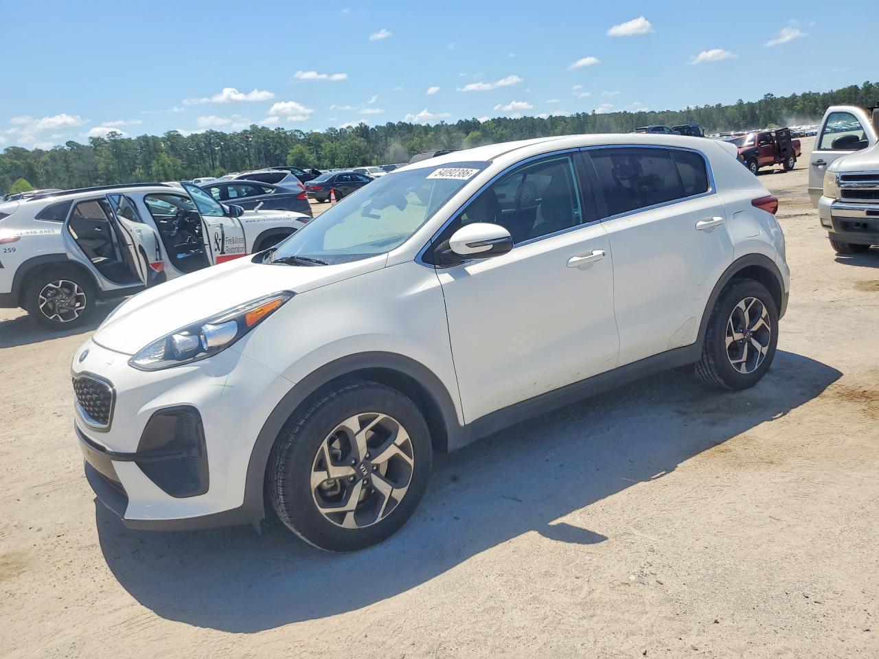 Salvage Kia Sportage Image