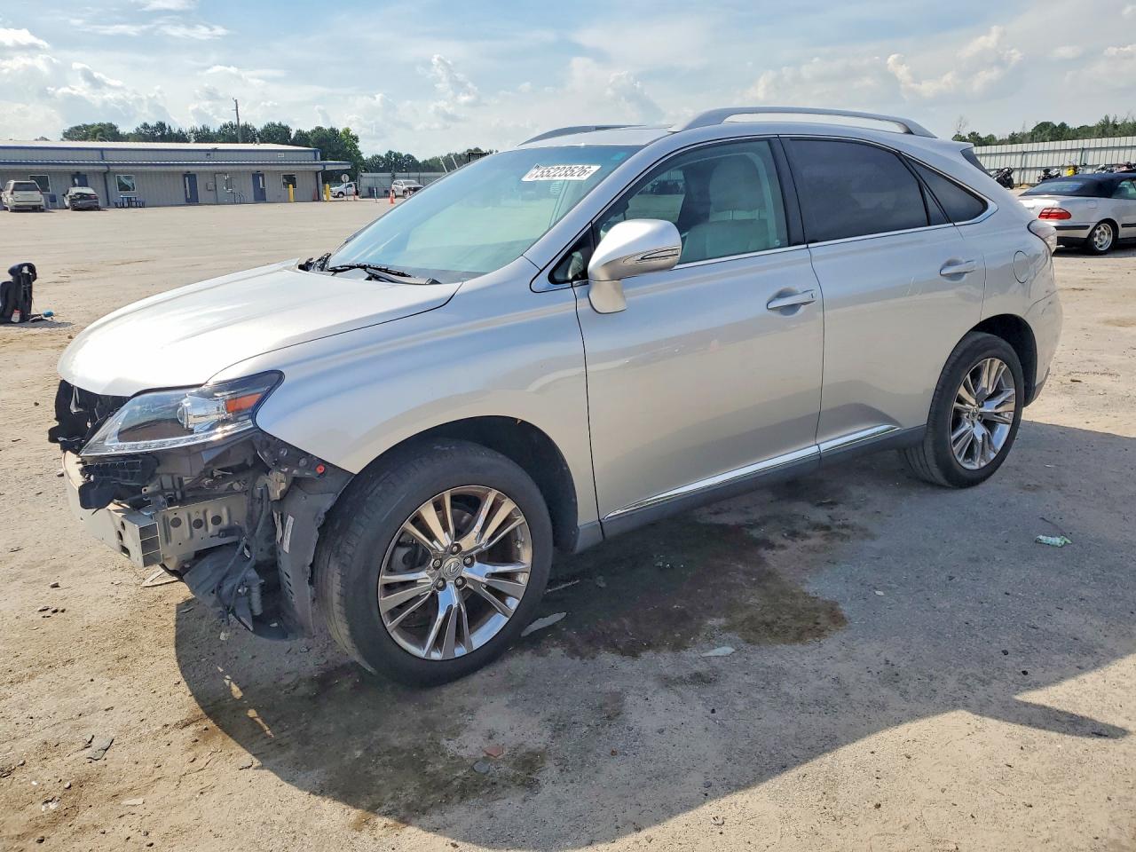Salvage Lexus RX Image
