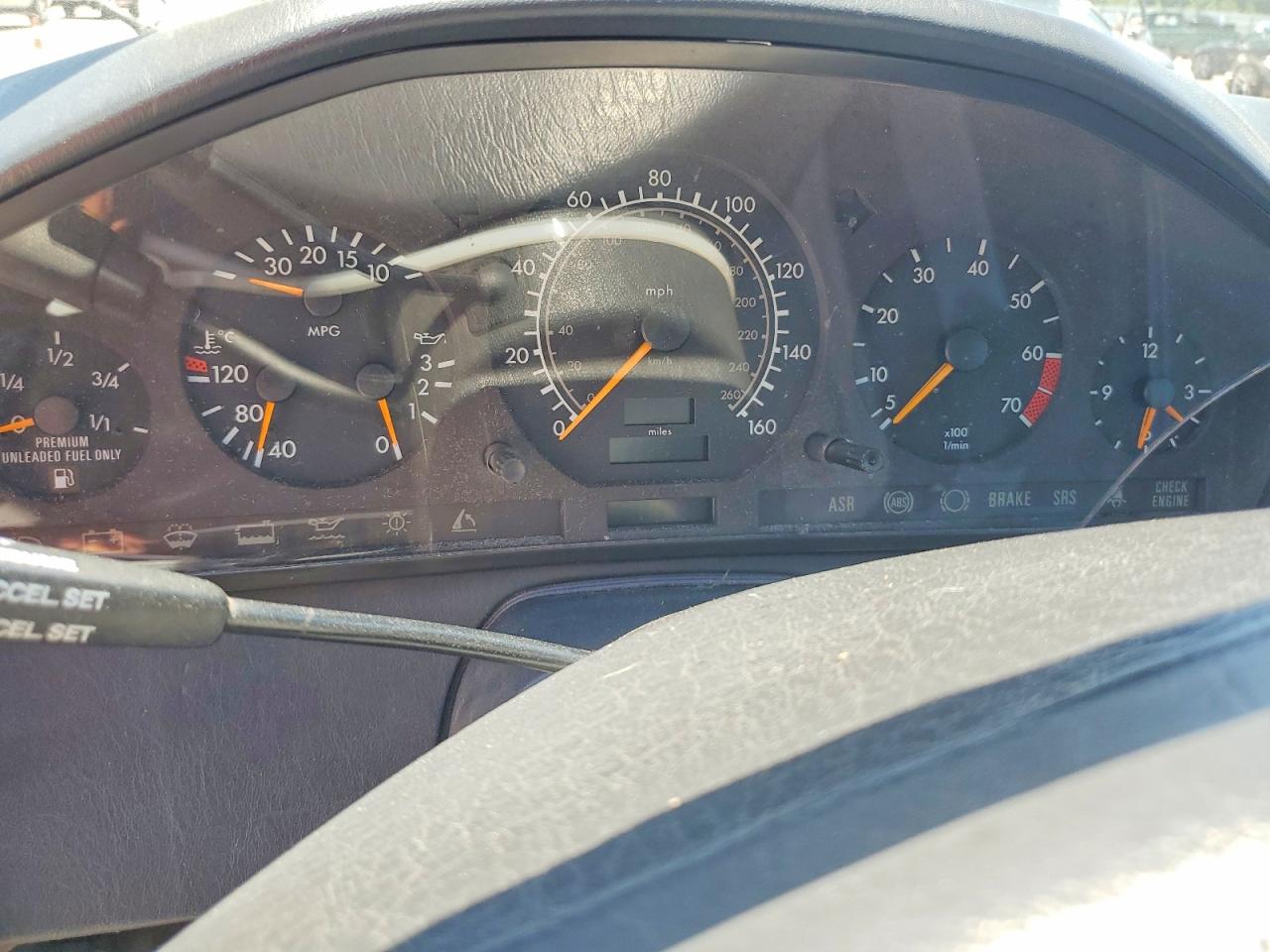 Mercedes-Benz S-Class 500