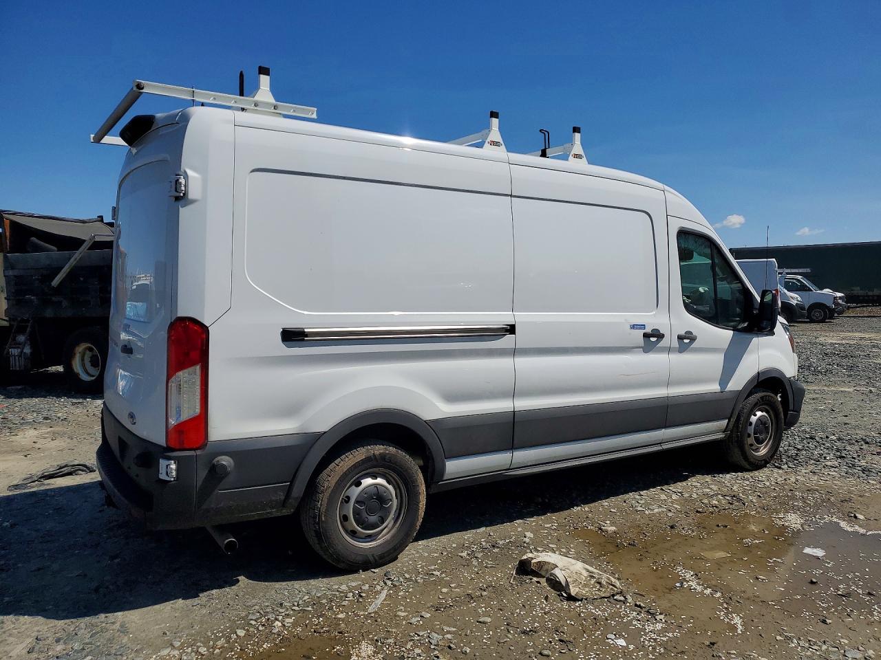 Ford Transit T-250