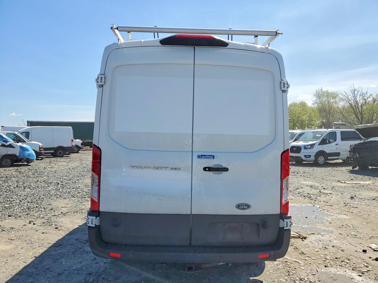 Ford Transit T-250