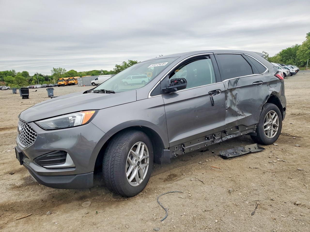 Salvage Ford Edge Image