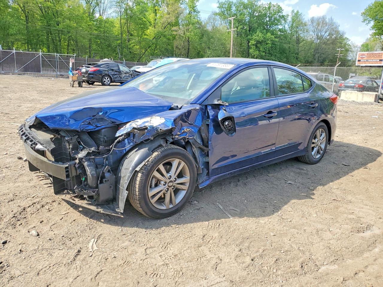 Salvage Hyundai ELANTRA Image