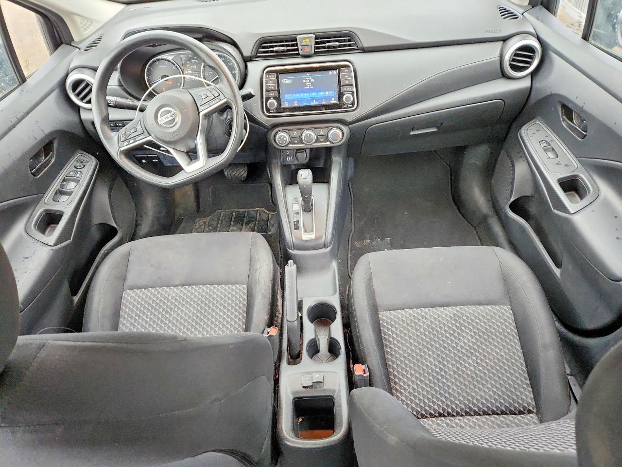 Nissan Versa S