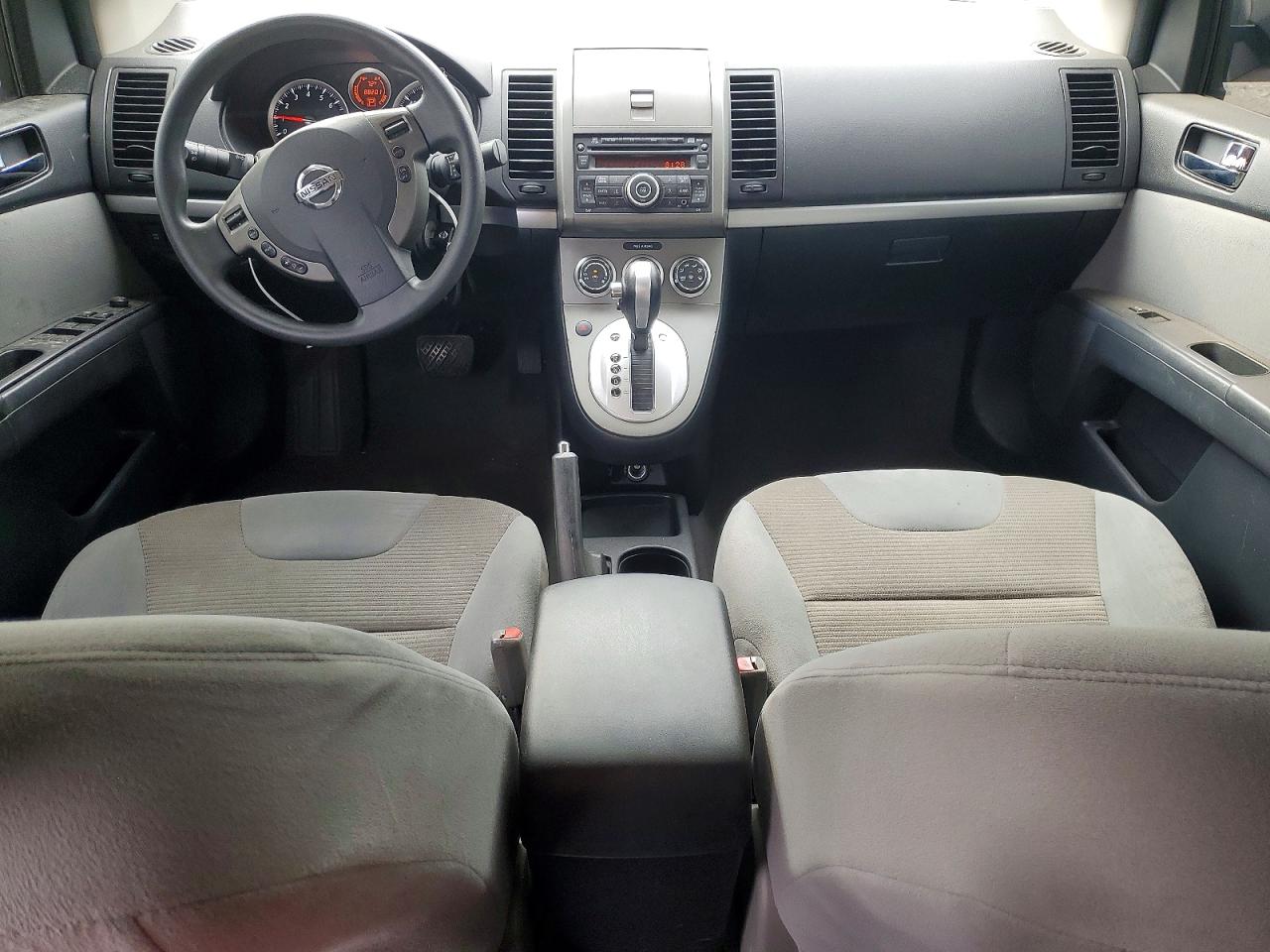 Nissan Sentra 2.0