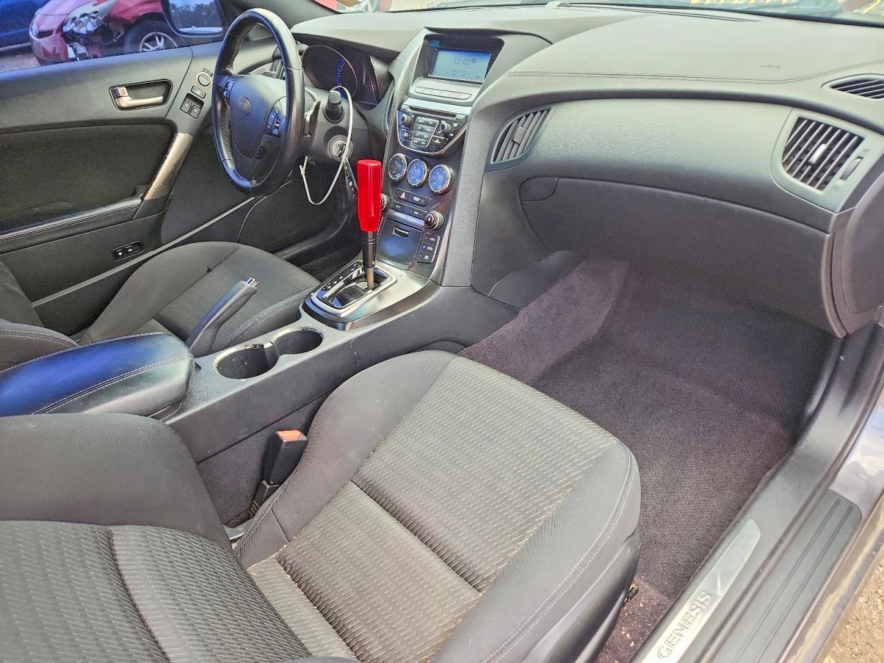 Hyundai Genesis 2.0t