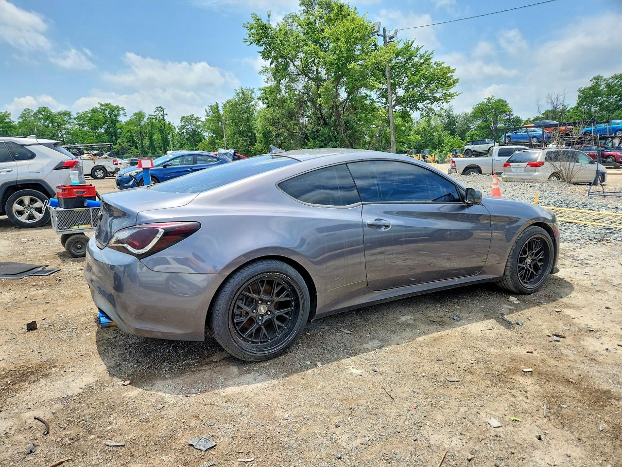 Hyundai Genesis 2.0t