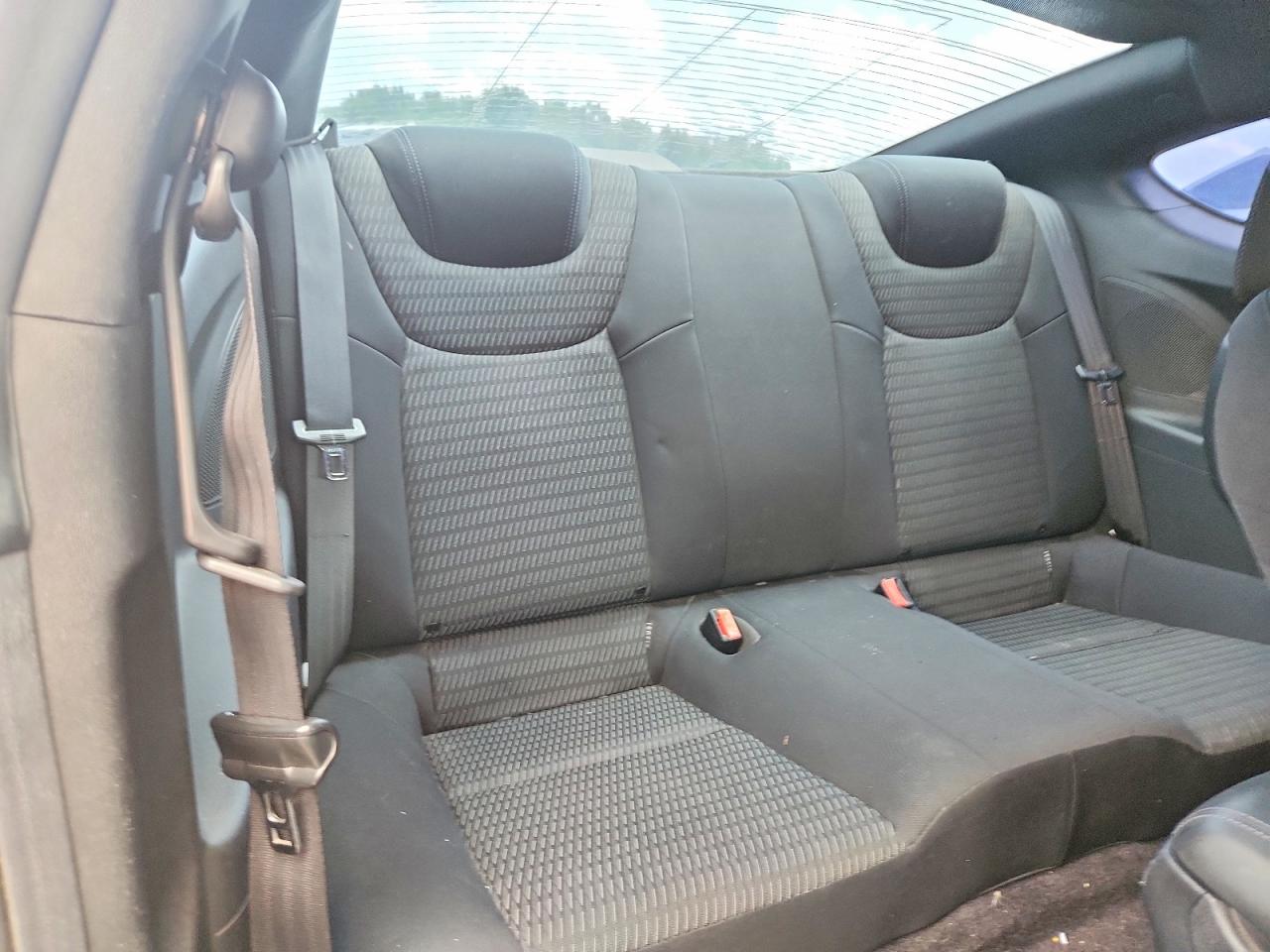 Hyundai Genesis 2.0t