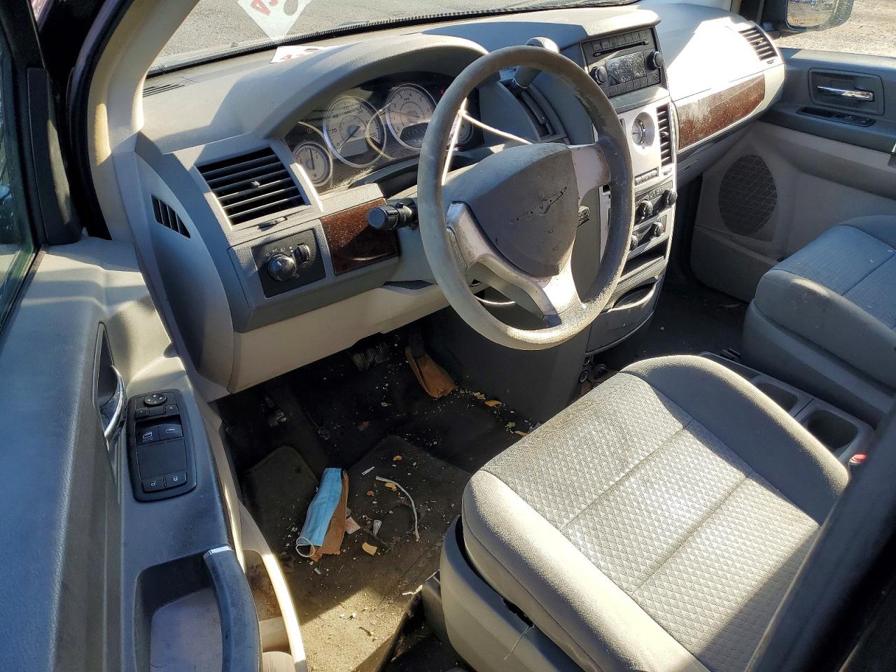 Chrysler Minivan Lx