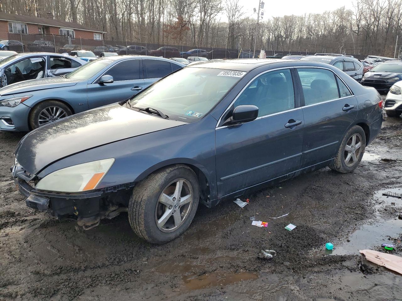 Salvage Honda Accord Image