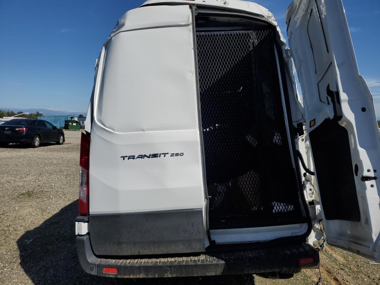 Ford Transit T-250