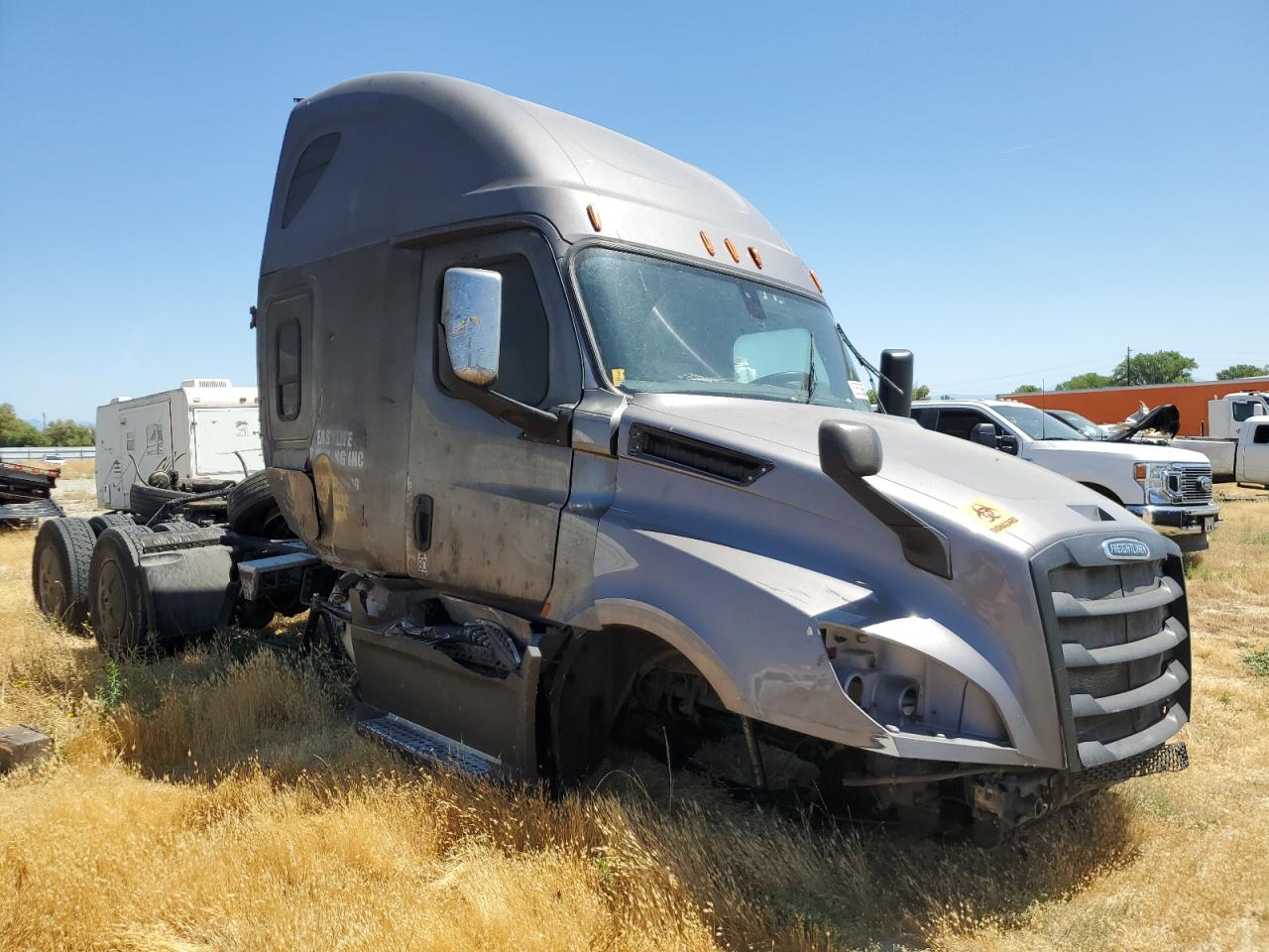 Salvage Freightliner Cascadia 1 Image