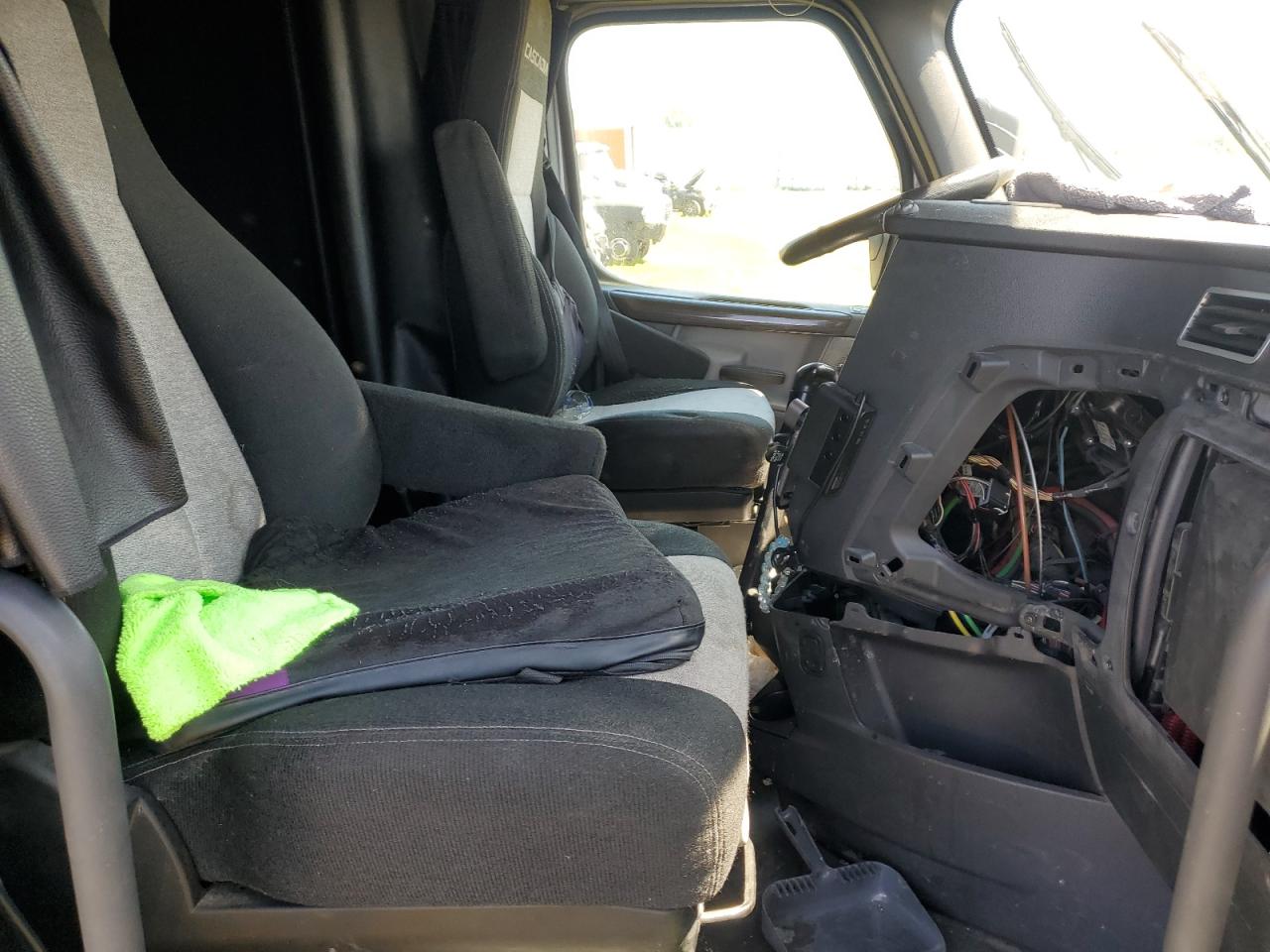 Freightliner Cascadia 1