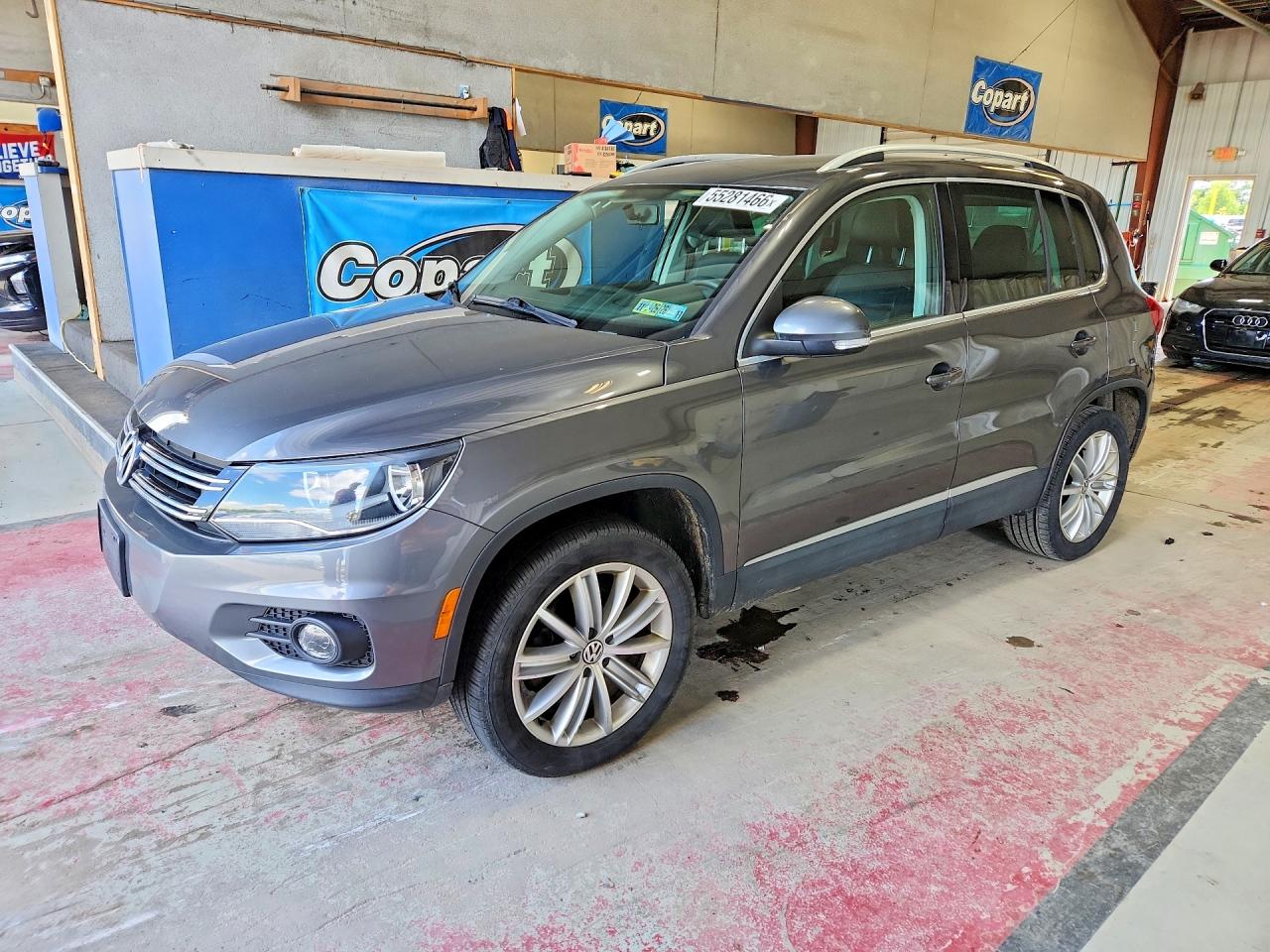 Volkswagen Tiguan S