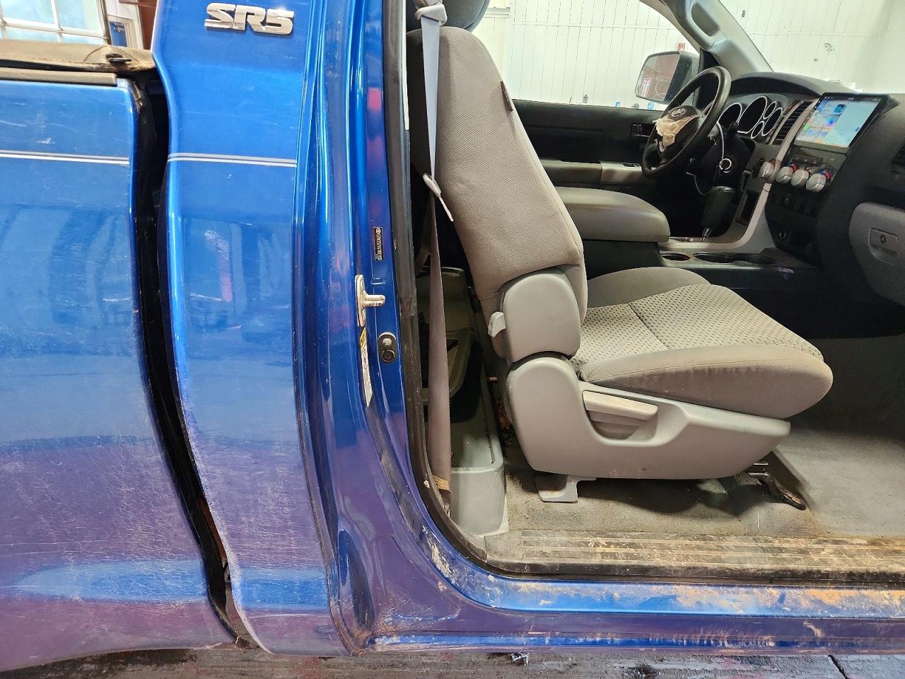 Toyota Tundra Base