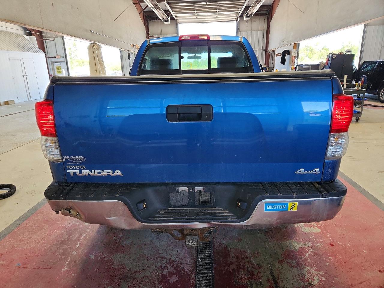 Toyota Tundra Base