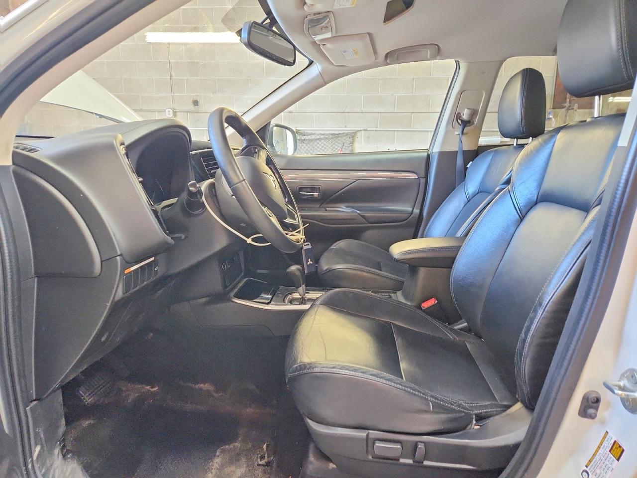 Mitsubishi Outlander Se