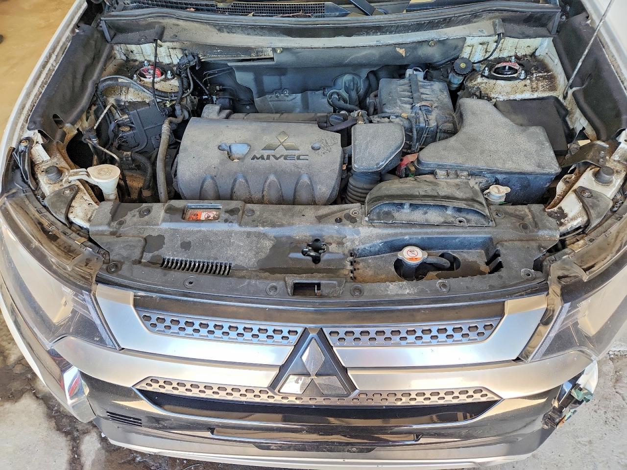 Mitsubishi Outlander Se