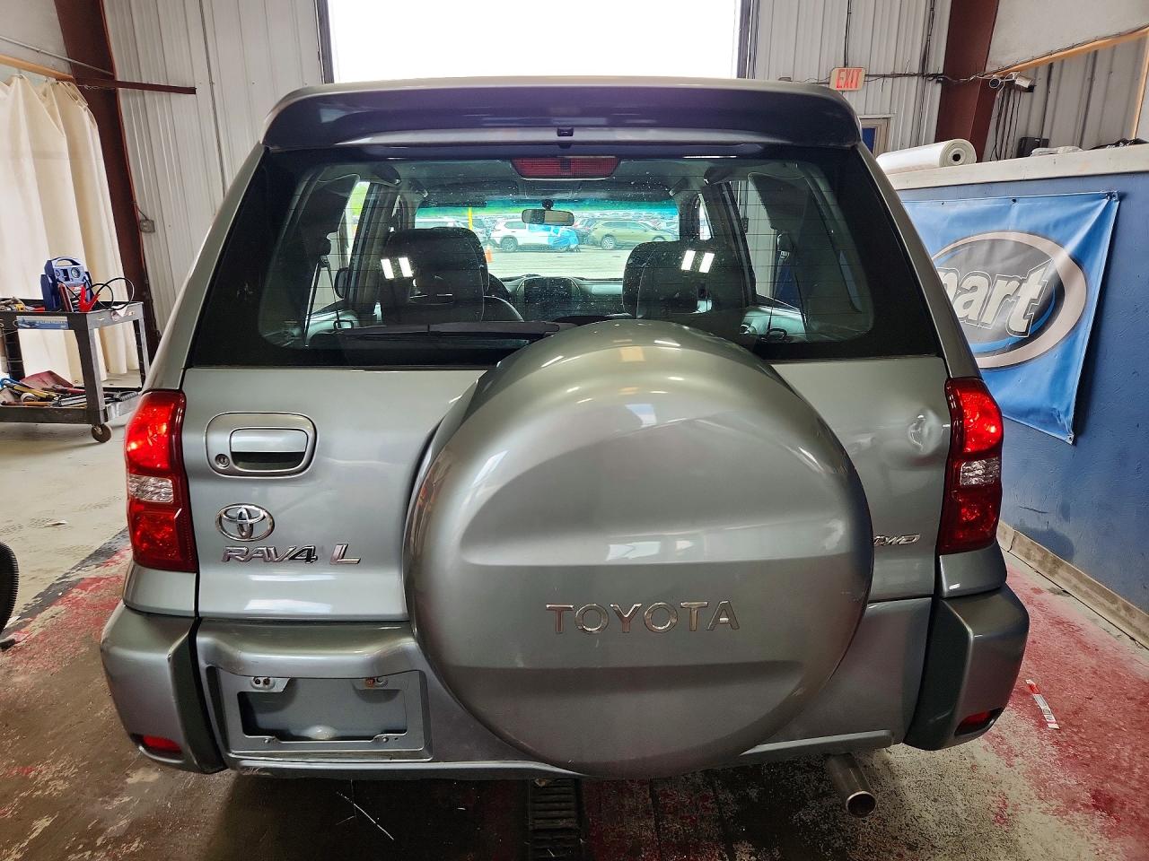 Toyota RAV4 Base