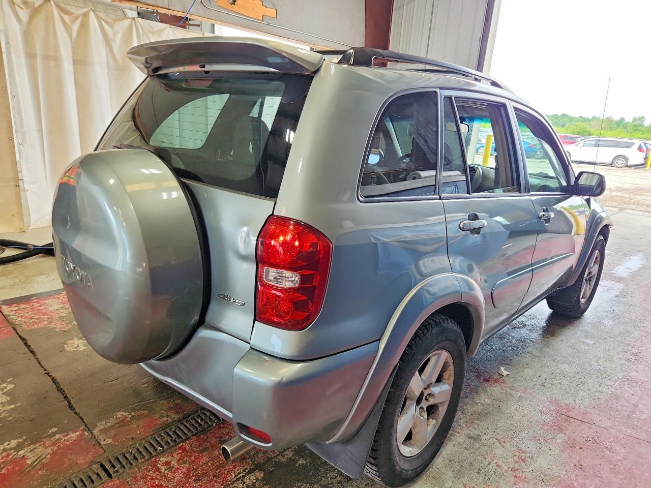 Toyota RAV4 Base