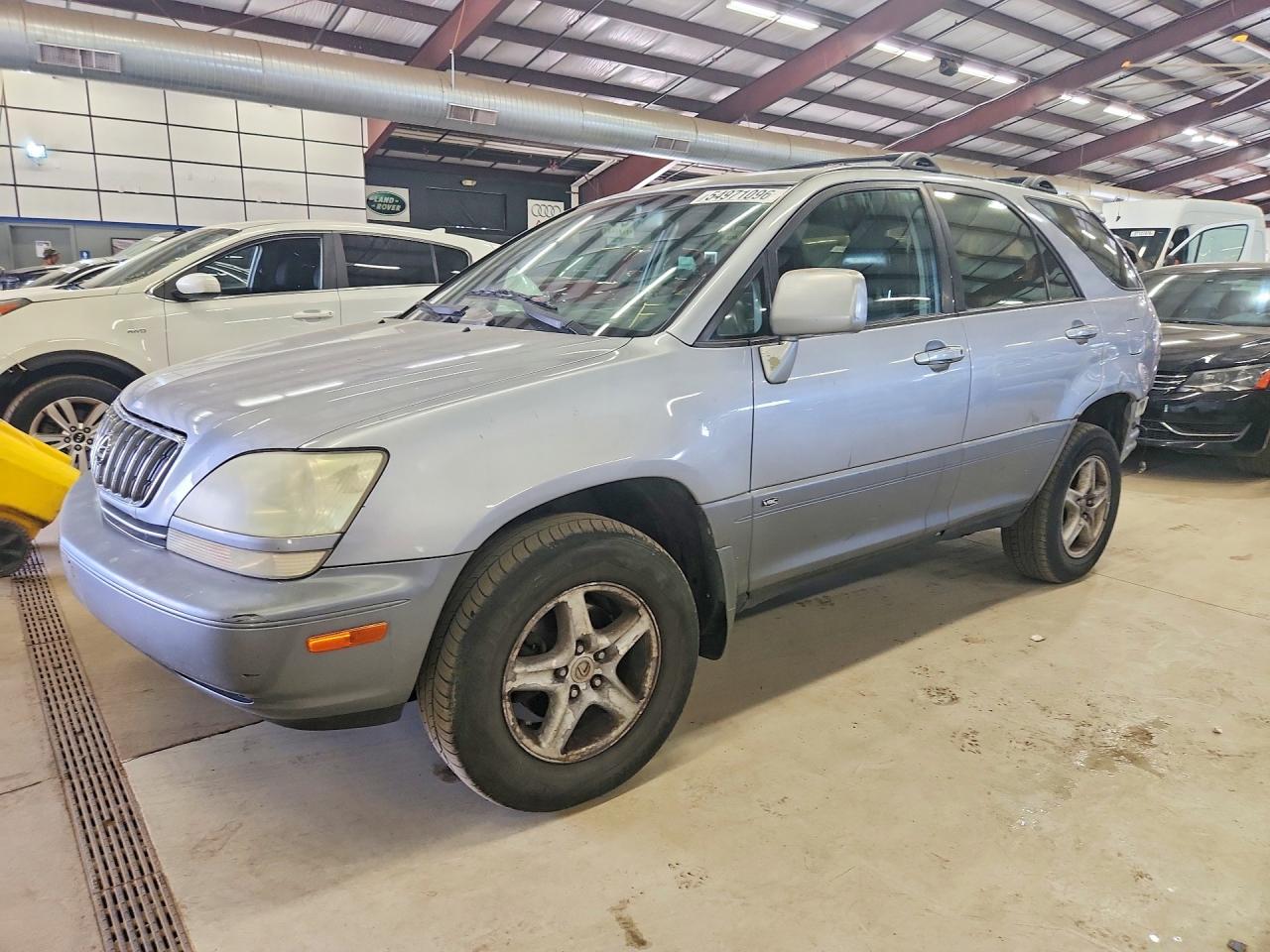 Salvage Lexus RX Image