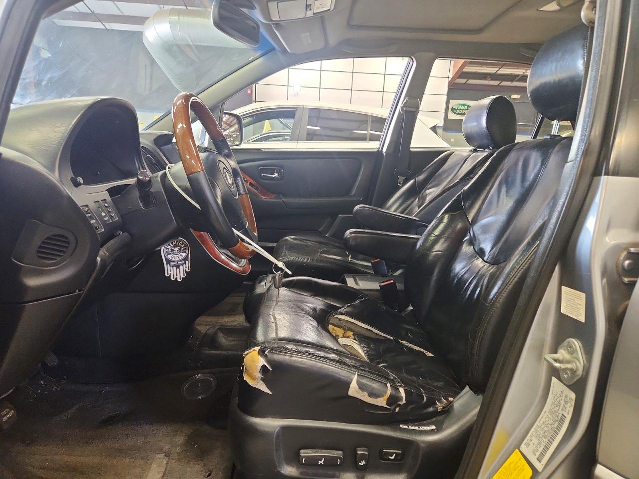 Lexus RX 300