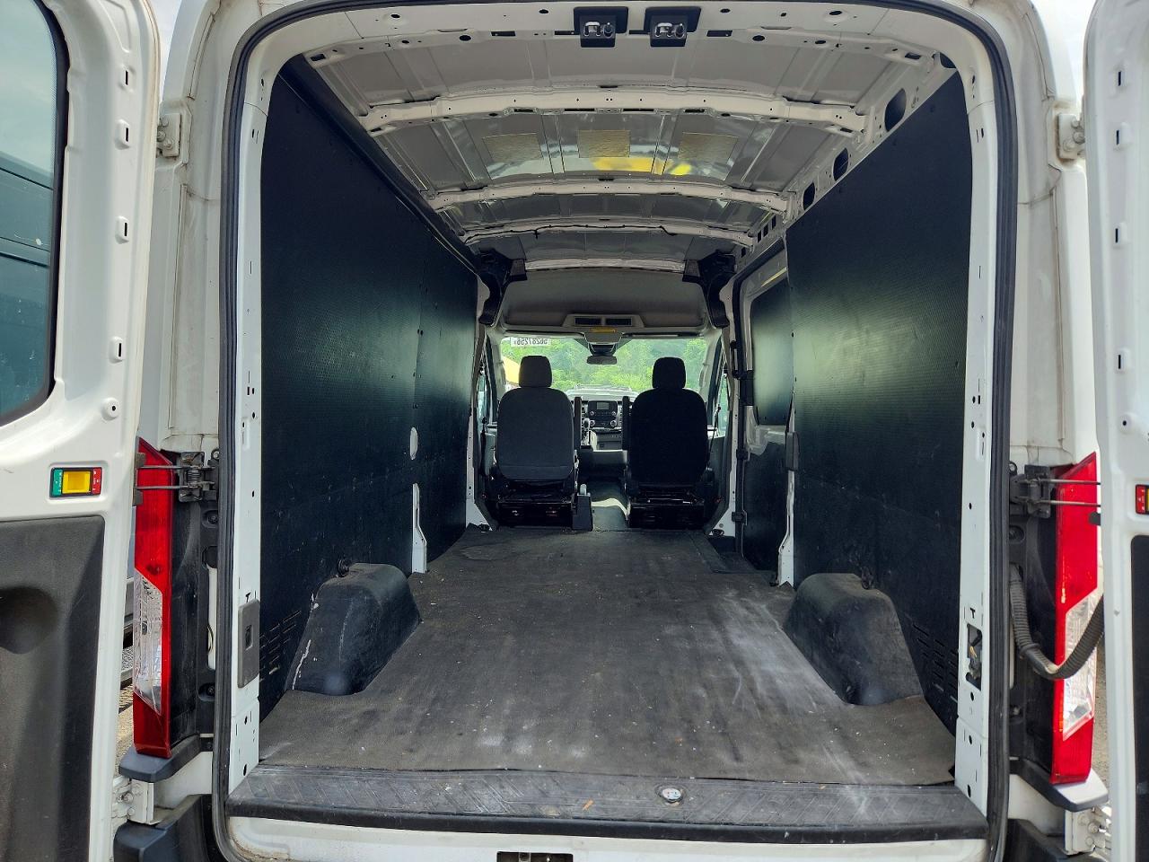 Ford Transit T-250