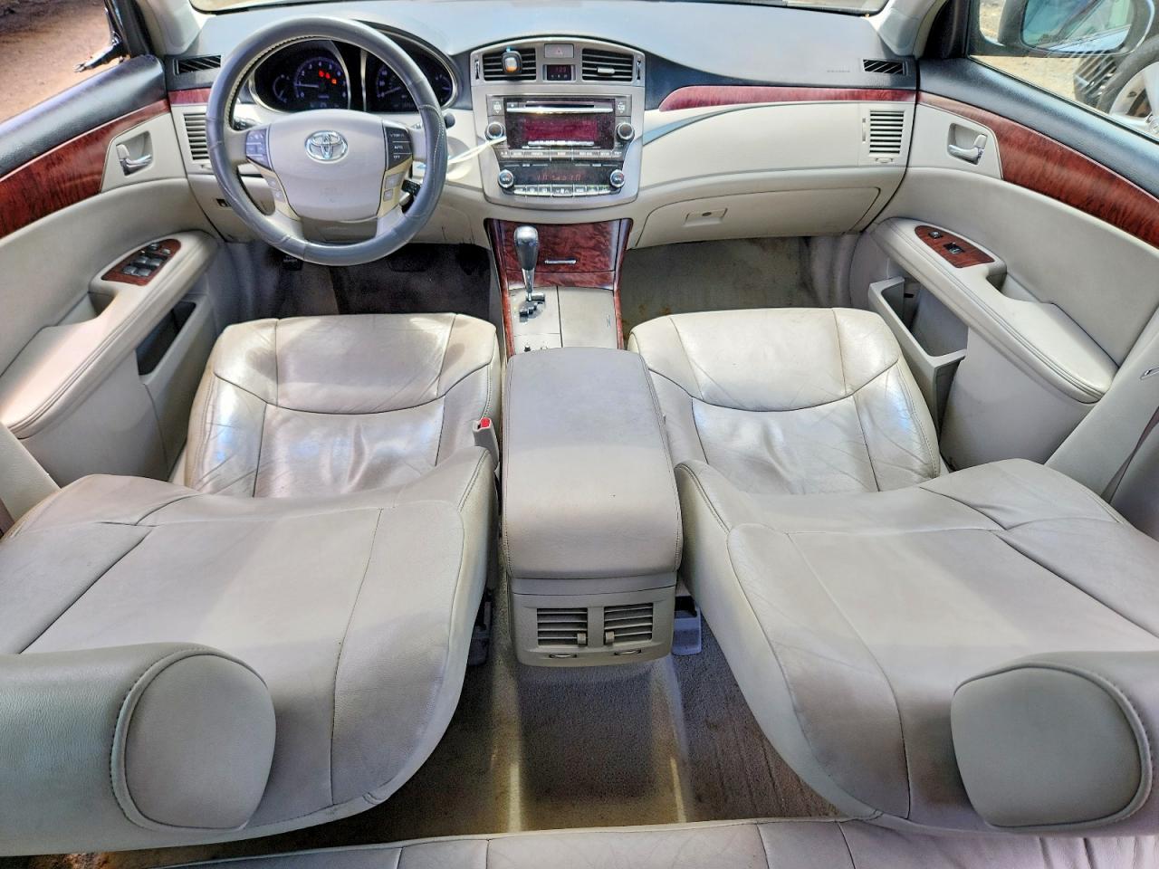 Toyota Avalon Base