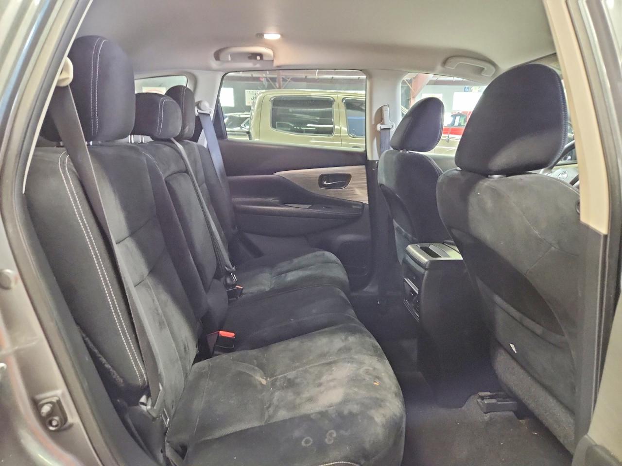 Nissan Murano S