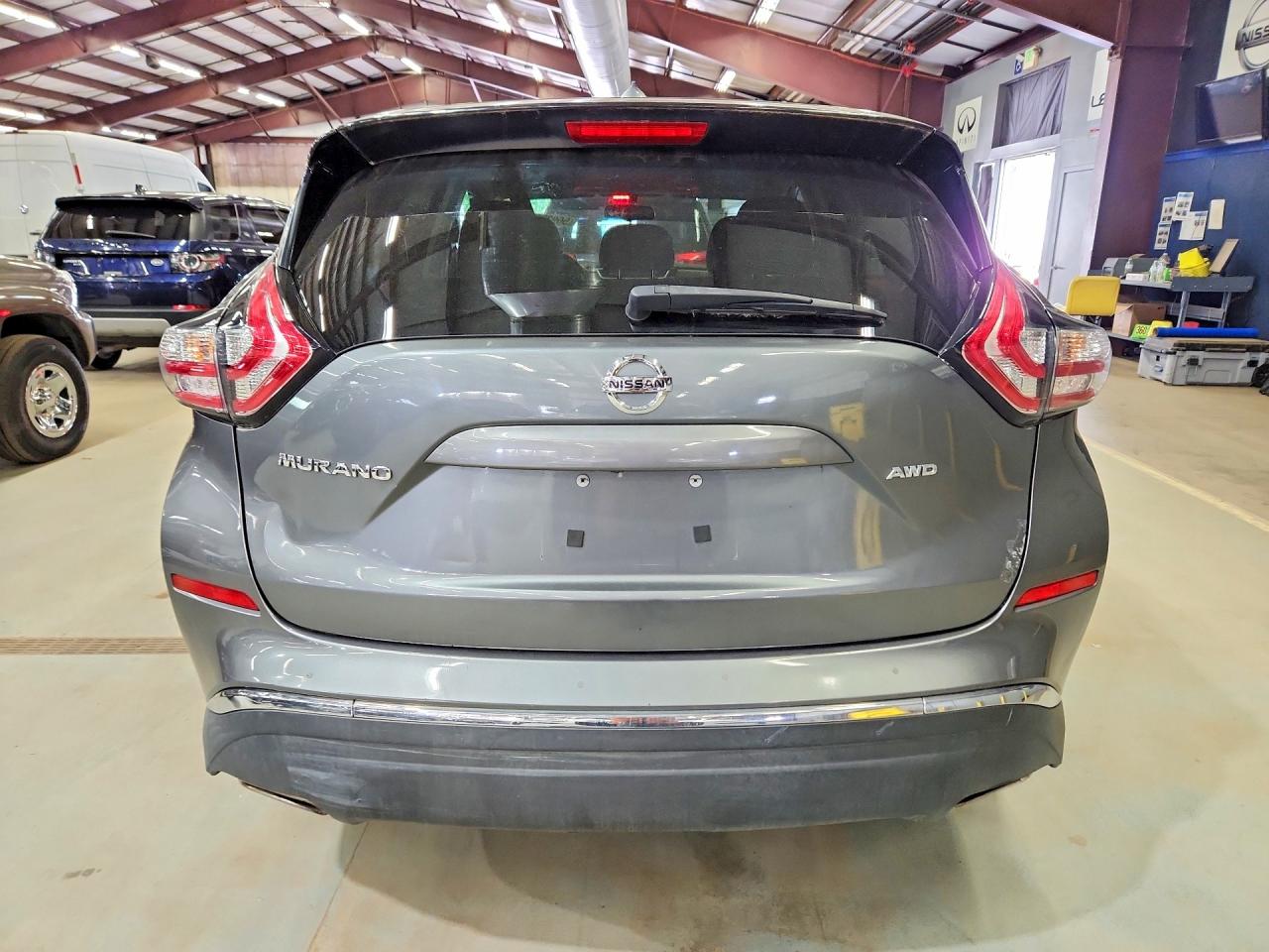 Nissan Murano S
