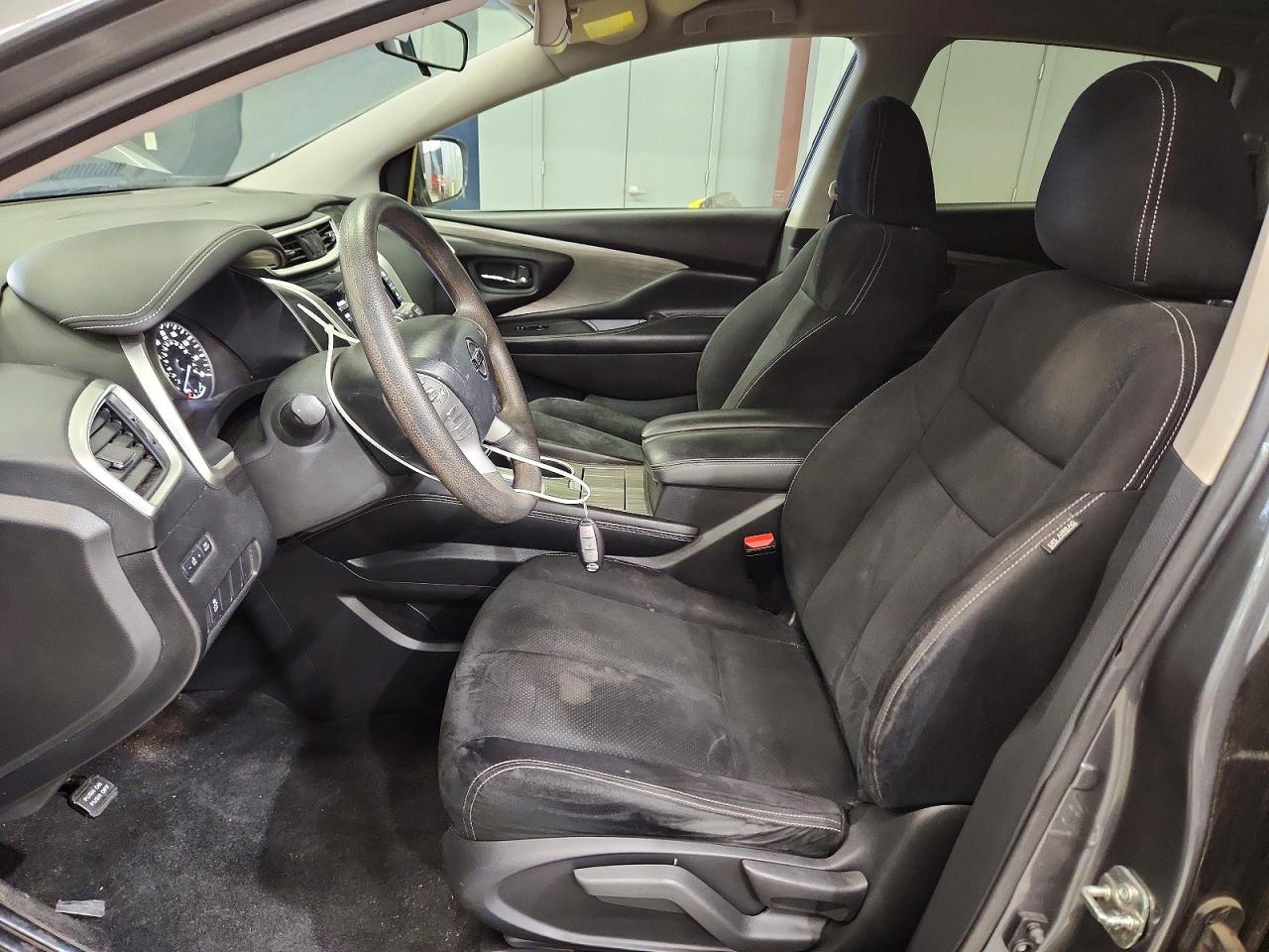 Nissan Murano S