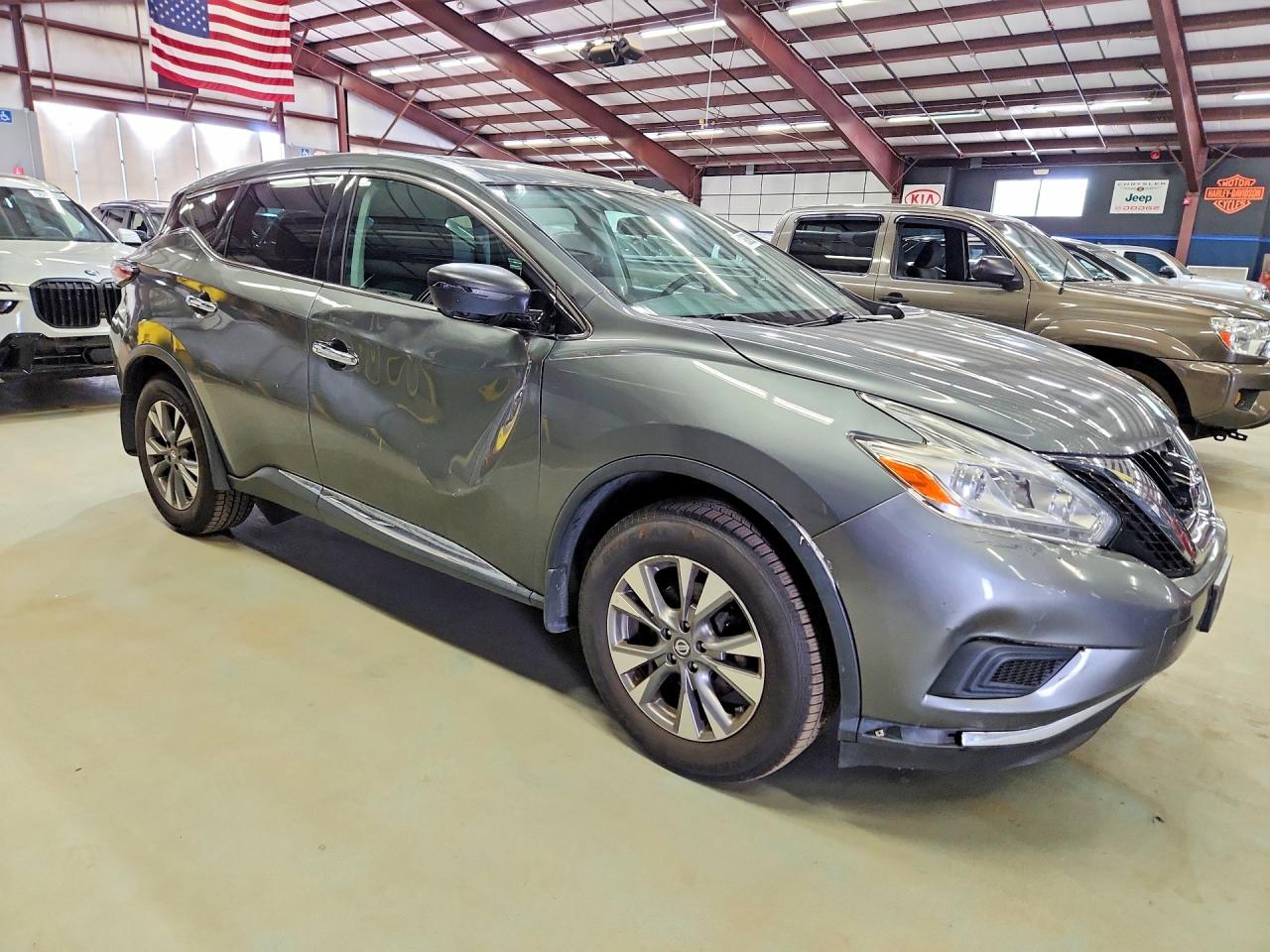 Nissan Murano S