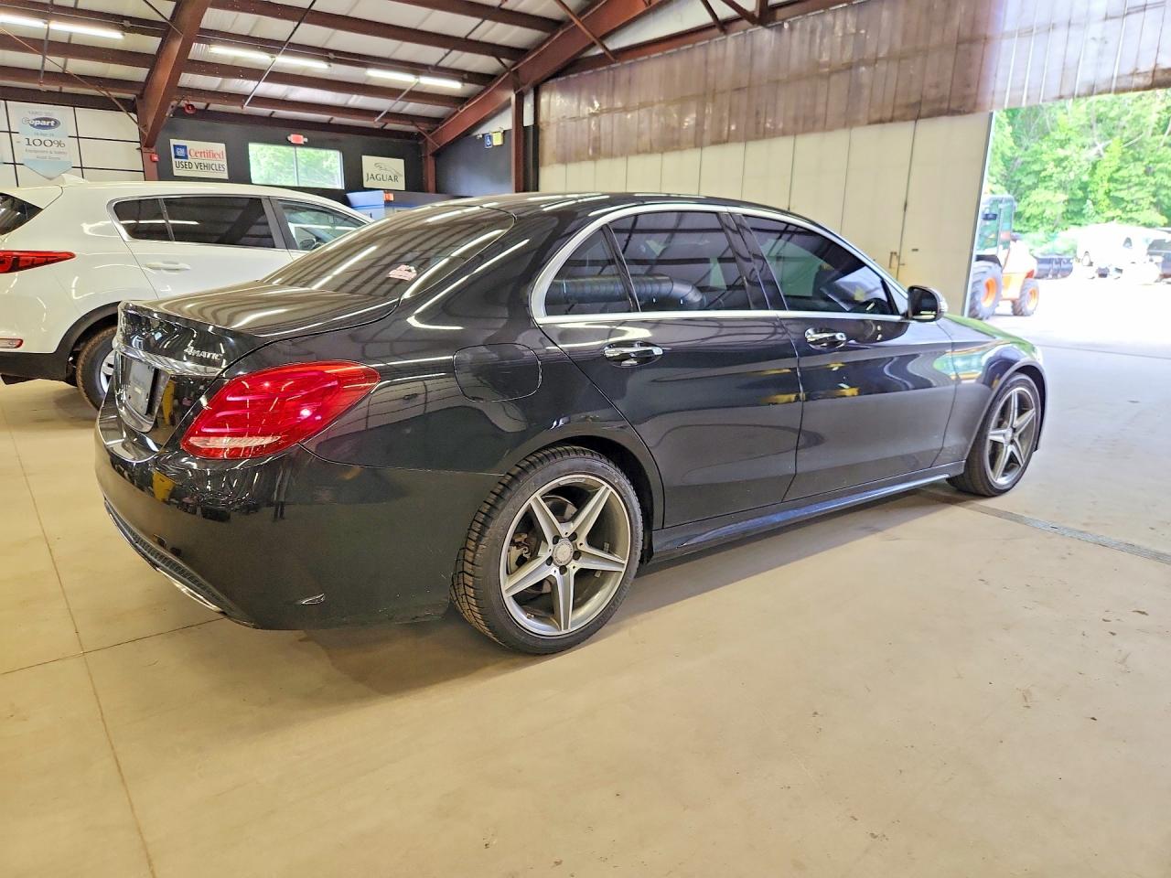 Mercedes-Benz C-Class 400 4matic