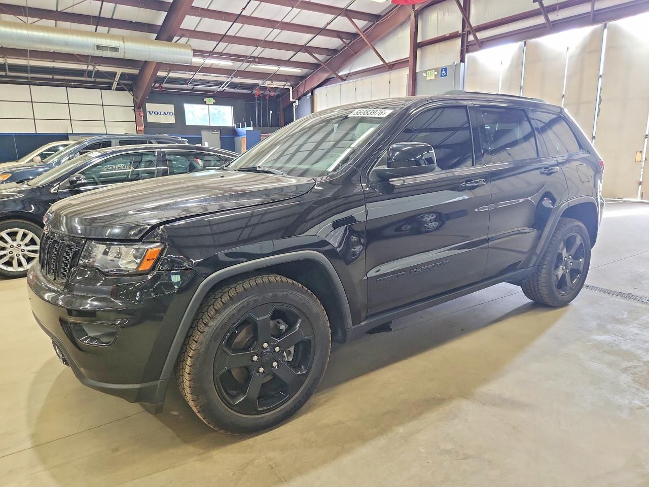 Salvage Jeep Cherokee Image