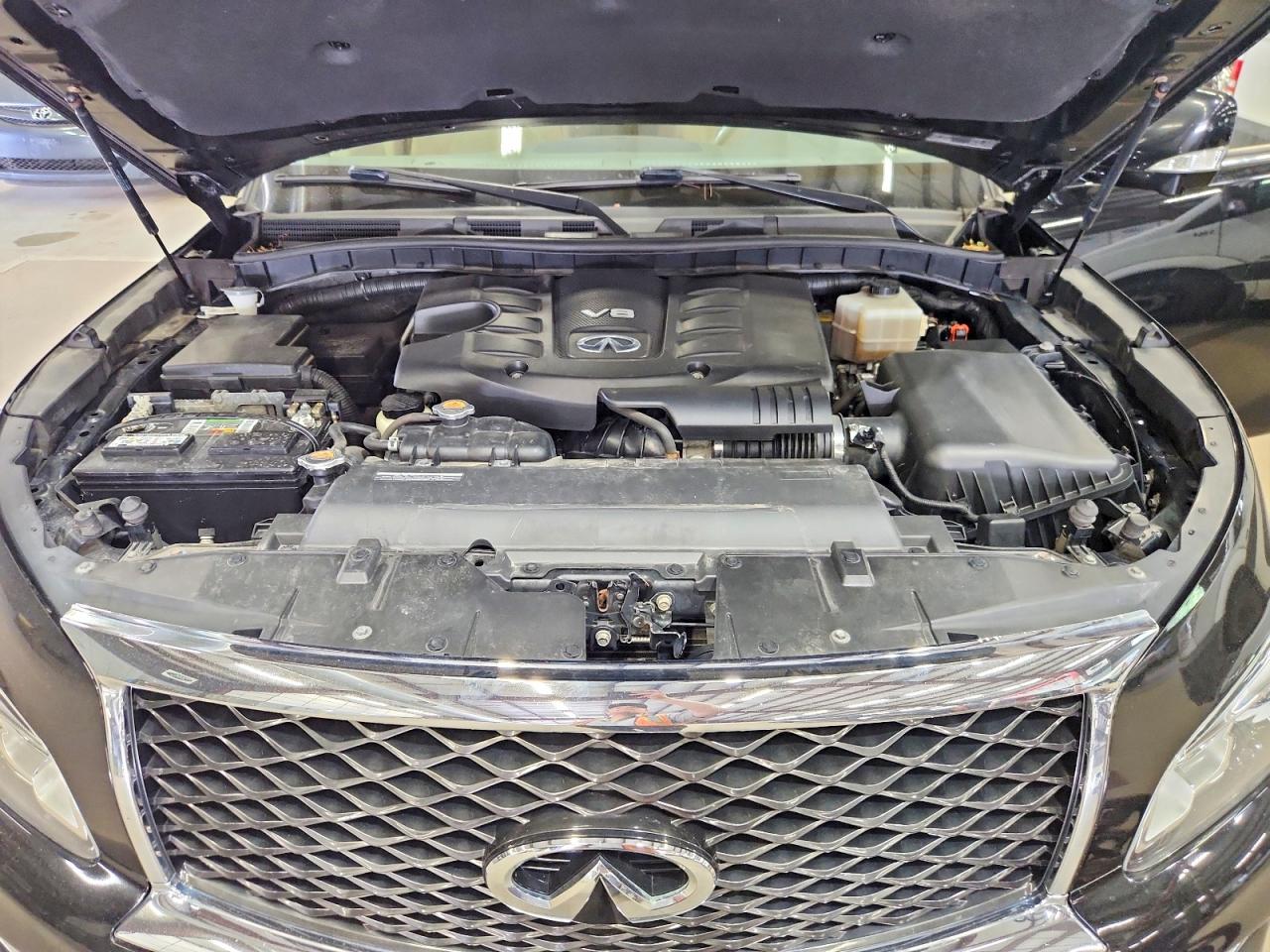 INFINITI Qx Base