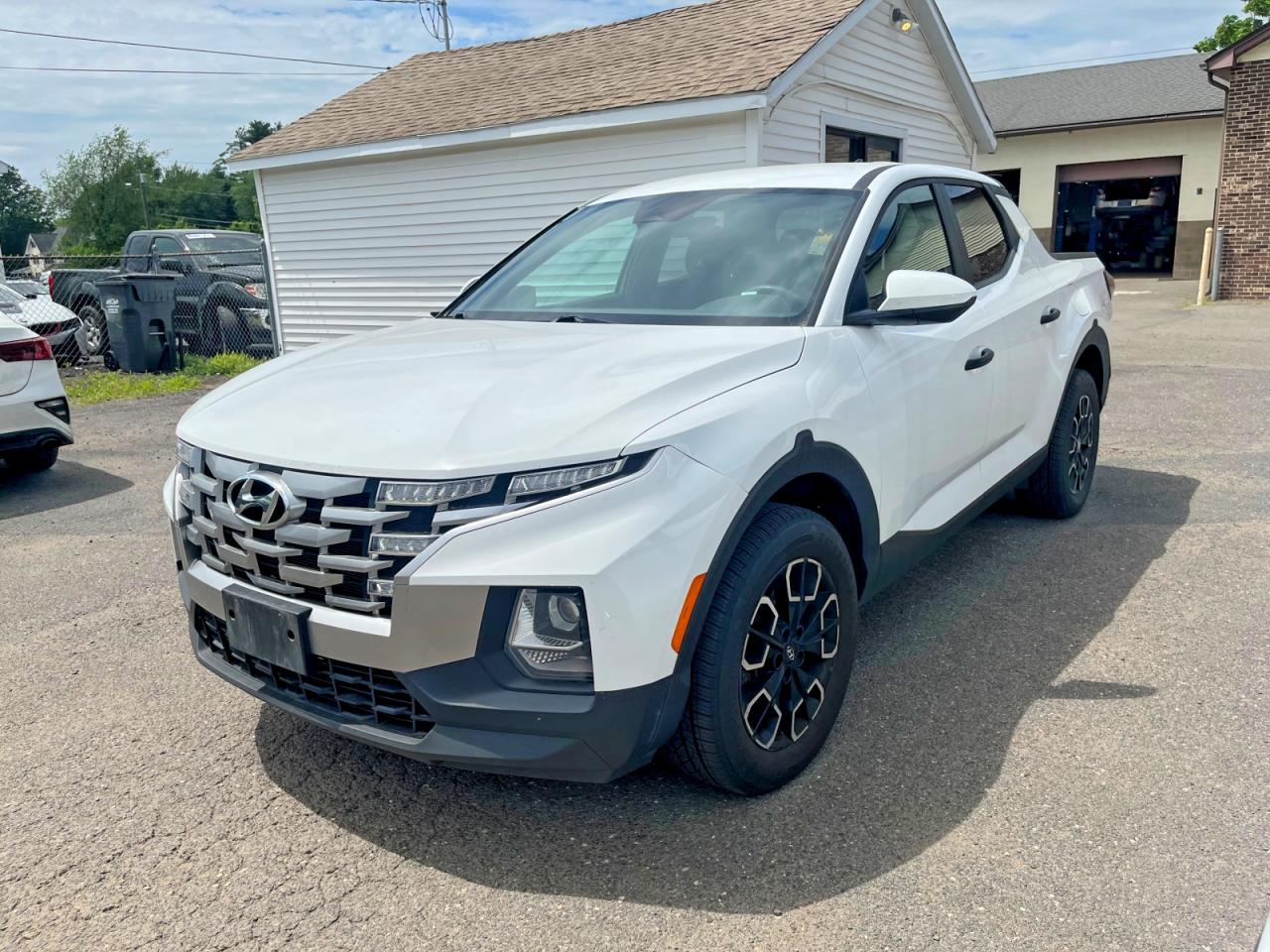 Salvage Hyundai SANTA CRUZ Image