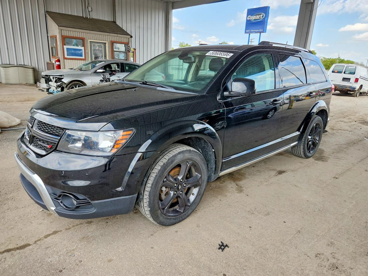 Salvage Dodge Journey Image